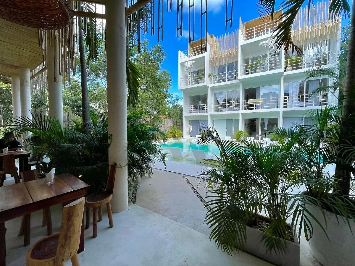 Apartment Beautiful Swim-Up Studio With Private Terrace, Pool And Jungle Gym Tulum